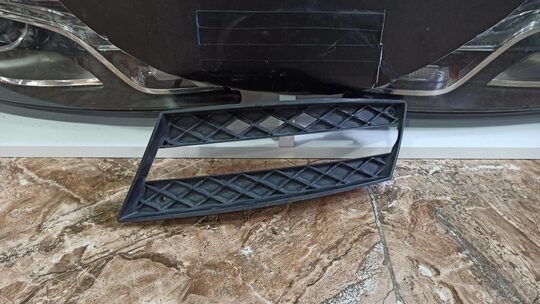 Mersedes CLS A218 W218 C218 AMG Sag On Sis Fari Cercevesi A2188850753