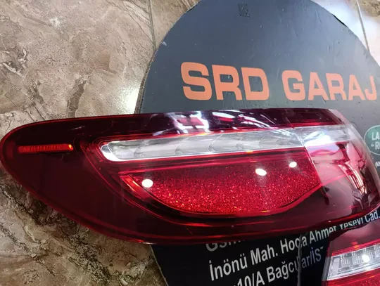 Mersedes E Serisi Coupe Cabrio W238 Sol LED Stop A2389061001