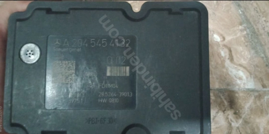 Mersedes E Serisi w204 GLK ABS Beyni a2045454132