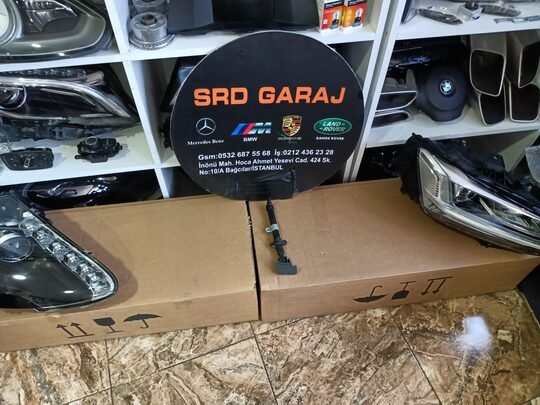 Mersedes W197 Sls Far Yıkama Robotu Ve Kapağı