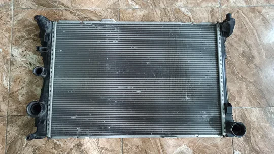 Mersedes W204 C Serisi Su Radyatörü C180 C200 C220 A0995002703