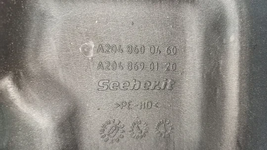 Mersedes W204 C180 C200 C220 Cam Suyu Deposu