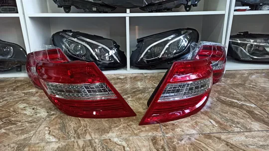 Mersedes W204 Sağ Sol LED Stop C180 C200 C220 Sıfır
