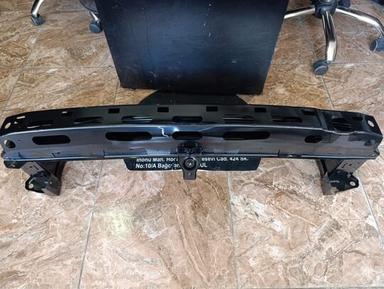 MG HS 2022-24 Ön Tampon Demiri 10668615