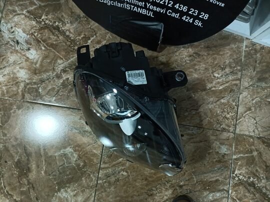 Mini Cooper Contrmany r60 Sağ Far Zenon Siyah Zemin