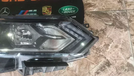 Nissan Qashqai 2017-21 Ledli Sağ Far Çıkma Orj