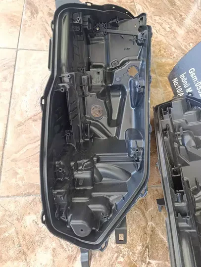 Nissan Qashqai 2017- Sağ Sol Zenon Far Kasası