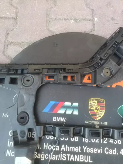 Passat B8 Arka Tampon Braketi Sıfır 3G5807356A