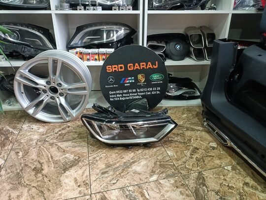 Passat B8 Halojen Sağ Far