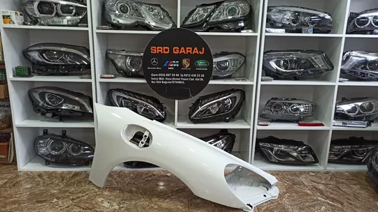 Porsche 911 Carrera Sağ Ön Çamurluk