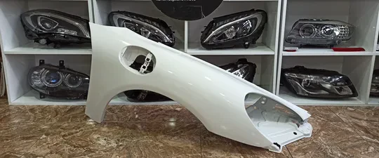 Porsche 911 Carrera Sağ Ön Çamurluk