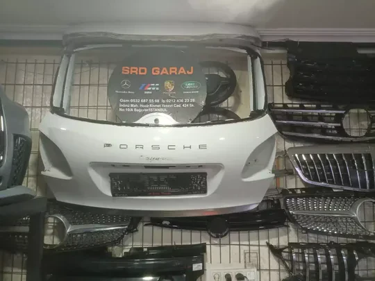Porsche Cayenne Bagaj Kapağı Beyaz Hatasız Boyasız