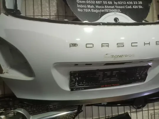 Porsche Cayenne Bagaj Kapağı Beyaz Hatasız Boyasız