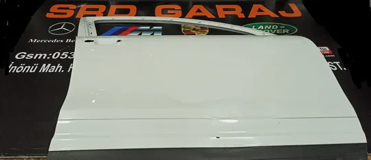 Porsche Cayenne Sağ Ön Kapı