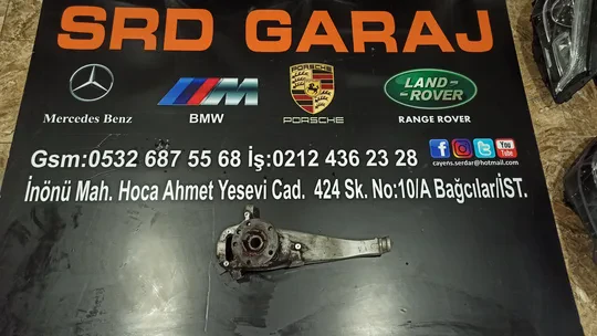 Porsche Cayenne Sağ Taşıyıcı 7P0407246A