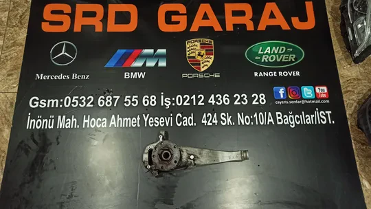 Porsche Cayenne Sağ Taşıyıcı 7P0407246A