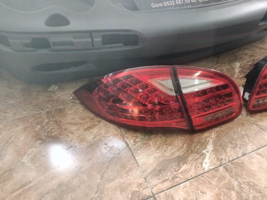 Porsche Cayenne Stop Orjinal Cikma Tek Satılır
