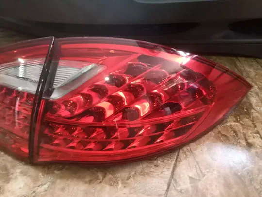 Porsche Cayenne Stop Orjinal Cikma Tek Satılır