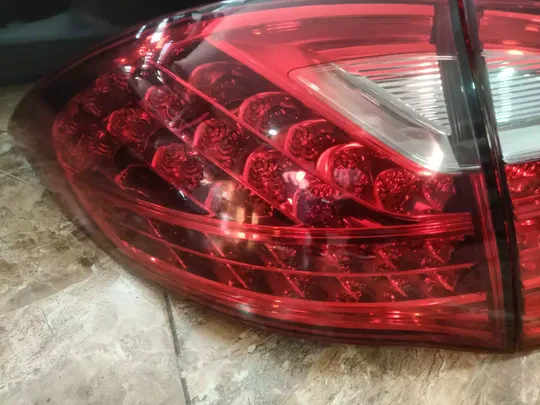 Porsche Cayenne Stop Orjinal Cikma Tek Satılır