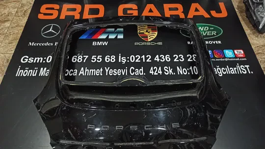 Porsche Panamera Bagaj Kapağı