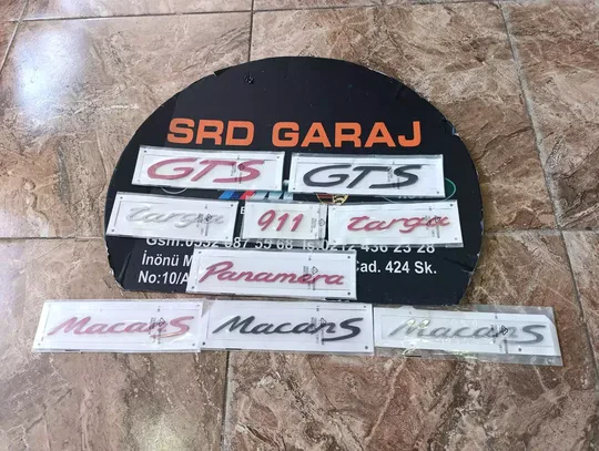 Porsche Panamera GTS Macan S 911 Yazı Logo