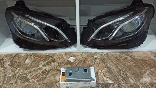 Porsche Zenon Beyni 73160037J