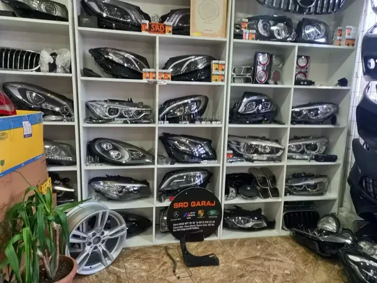 Range Rover L405 Arka Sağ Bagaj Kapağı Braketi CPLA406A76