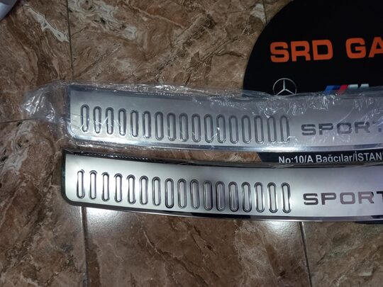 Range Rover Sport 2005-12 Arka Tampon Krom Çıta