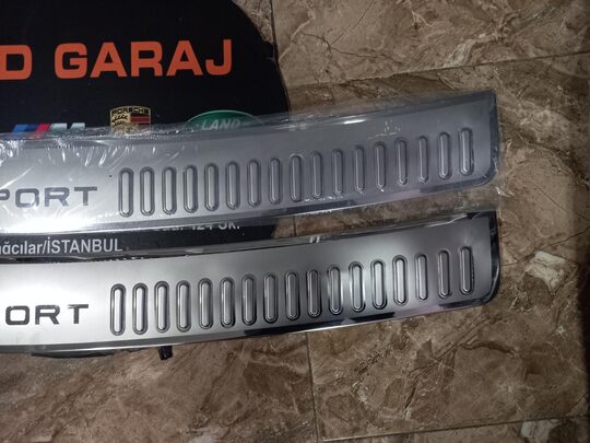 Range Rover Sport 2005-12 Arka Tampon Krom Çıta
