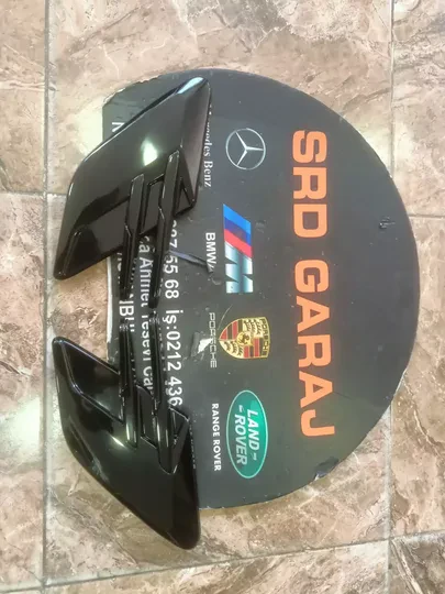 Range Rover Sport 2018- Svr Çamurluk Izgarası Siyah