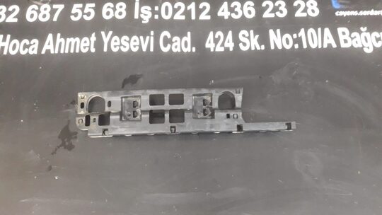 Range Rover Sport Arka Tampon Braketi DXF500021