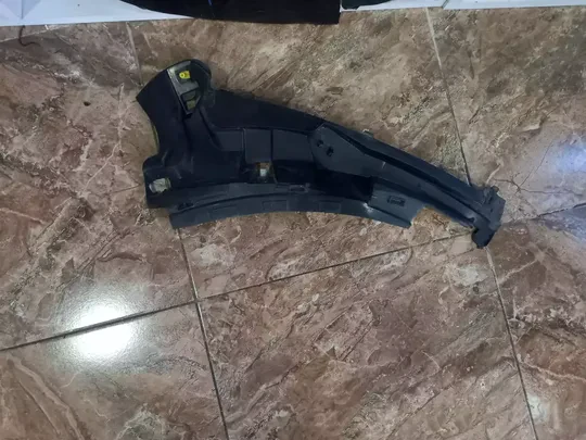 Range Rover Sport Ön Sağ Tampon Braketi DK6216F072