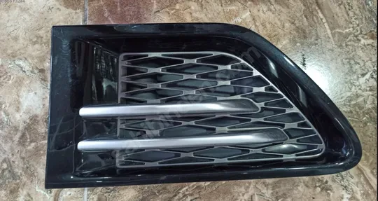 Range Rover Sport Sol Çamurluk Havalandırması 22091