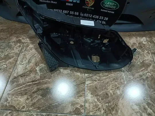 Range Rover Velar Far Kasası
