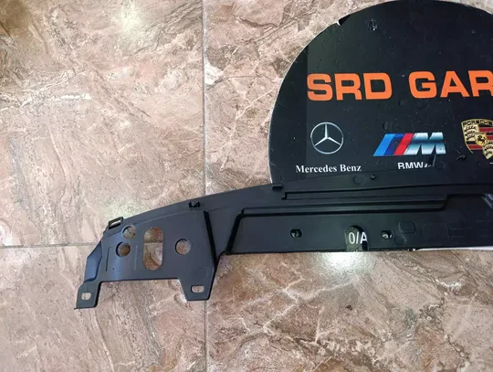 Range Rover Velar Panjur Üst Braketi Sıfır Yns j8a2-8c436