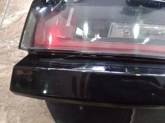 Range Rover Velar Sağ Stop Çıkma Orj LR111106