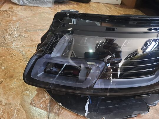 Range Rover Vogue 2013 2018 4 Lens Sıfır Yan Sanayi Sol Far LR098539