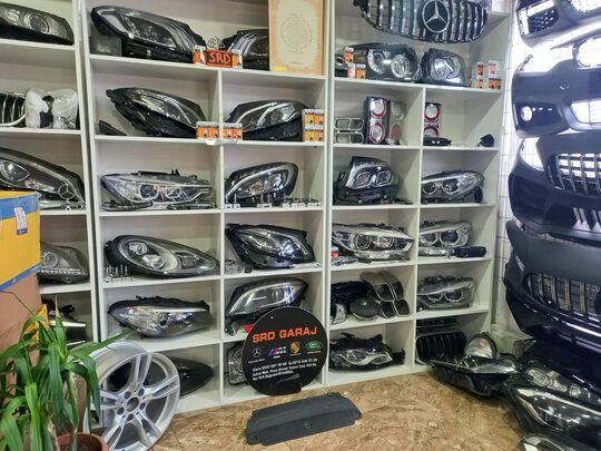 Range Rover Vogue Arka Tampon Orta Kapağı CK5217K950