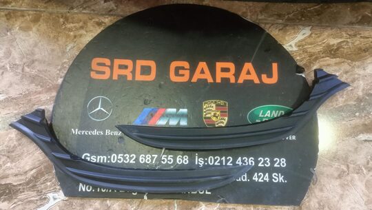 Renault Clio 4 Sağ Sol Far Kaşı 260946277R 260446897R
