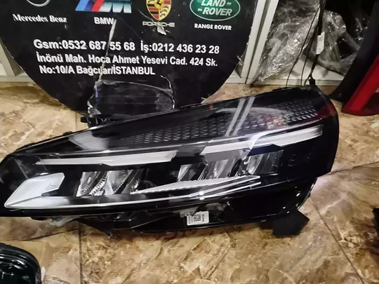Renault Clio 5.5 Sağ Sol Far 260103507R 2606000149R