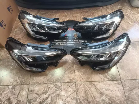 Renault Clio 5 Ledli Siyah Sağ Sol Far Sıfır 260100902R 260606923R