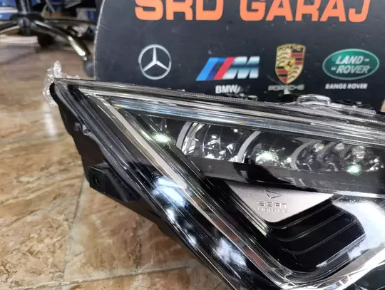 Seat Leon 2017-20 Ledli Sağ Far Çıkma Orj 5F1941774A