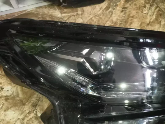 Skoda Kodiaq Sag LED Far 566941036