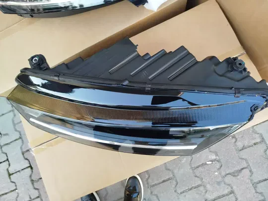 Skoda Octavia 2021-24 Sıfır Yns Sağ Sol Far 5E4941015 5E4941016