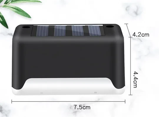 Solar Güneş Enerjili Şarj Edilen Köşebent Merdiven Veranda Bahçe Led Lamba Siyah