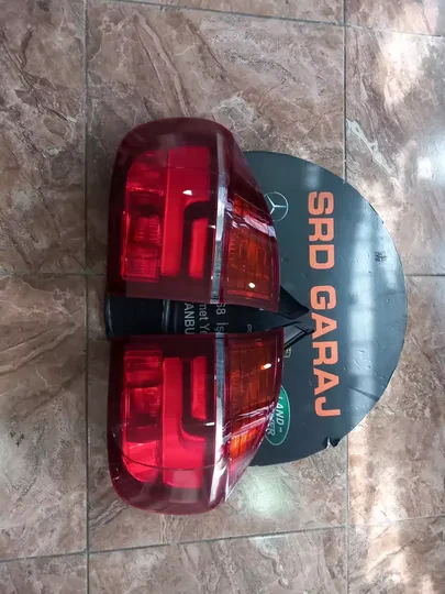 Stop X5 E70 LCI LED Dış Sağ Sol Sıfır 7227789-90