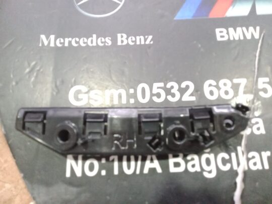 Tesla Model 3 Tampon Braketi 1084182-00-E4181-00-E