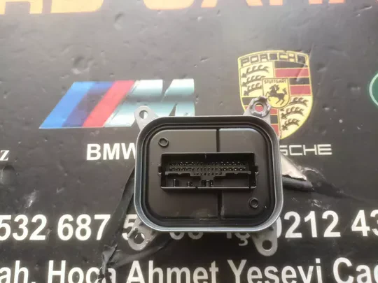 Tesla Model Y Juniper Far Beyni Çıkma Orjinal 1802471-12-E