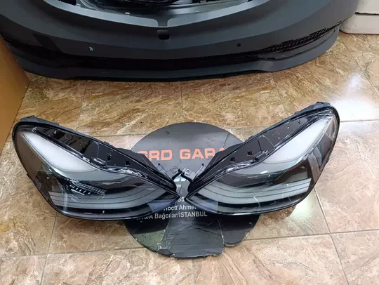 Tesla Model Y Sıfır Orjinal Sağ Sol Far 1514952-00-D 1515953-00-D