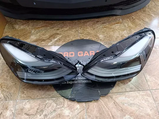 Tesla Model Y Sıfır Orjinal Sağ Sol Far 1514952-00-D 1515953-00-D